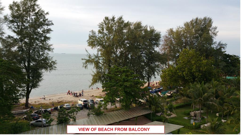 By The Sea- Pool And Sea View Appartement Batu Feringgi Buitenkant foto